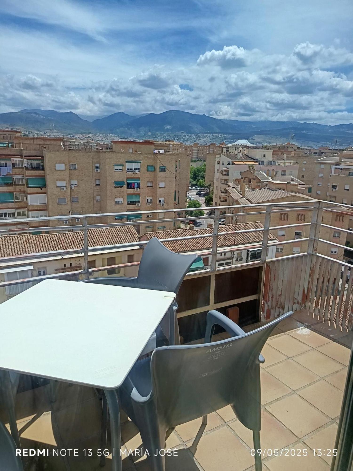 Disfruta Granada,Incluso Con Tu Mascota Parking Apartman Kültér fotó